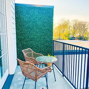 Holiday home Dreaming With Dolly - Luxe Near Broadway, Nashville
